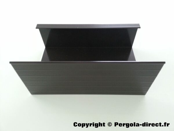 Gouttière rectangulaire en aluminium laqué