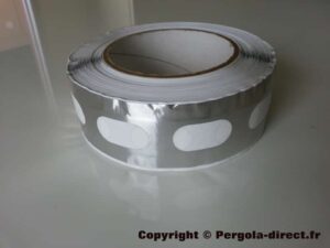 Rouleau de scotch ajouré pour plaques de 10 mm